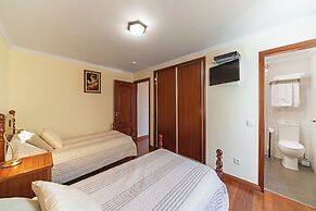 Theo's House