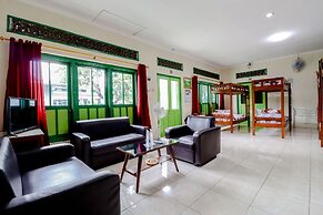Bahagia Sederhana Home Stay - Hostel