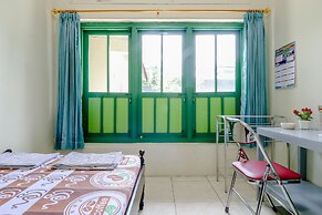 Bahagia Sederhana Home Stay - Hostel