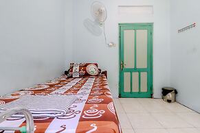 Bahagia Sederhana Home Stay - Hostel