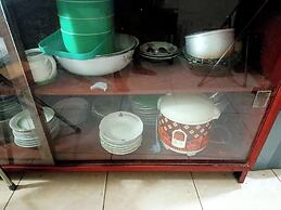 Bahagia Sederhana Home Stay - Hostel