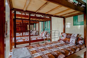 Bahagia Sederhana Home Stay - Hostel