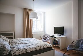 ApartOne