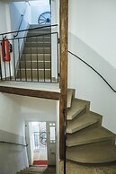 ApartOne