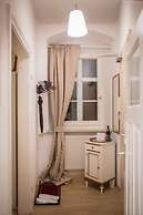 ApartOne