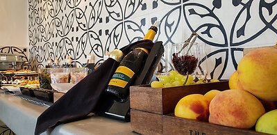 Boutique Hotel Glaros - Adults Only