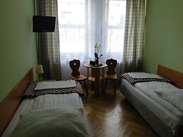 Korona Guest Rooms