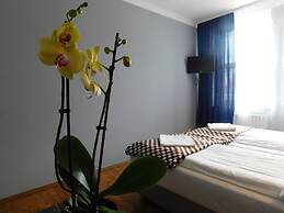 Korona Guest Rooms