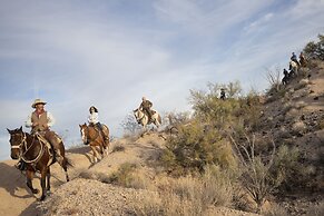 Kay El Bar Guest Ranch