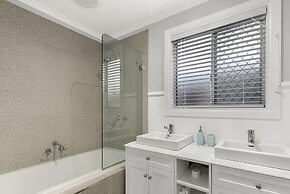 Settle in on 260 Settlement in Cowes