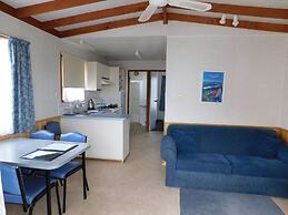 Dylene Caravan Park - 2 Br Family Cabin With Air