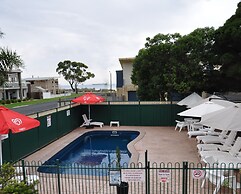 Dylene Caravan Park - 2 Br Family Cabin With Air