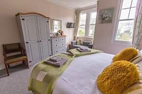 Harbour Heights Guest House