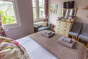 Harbour Heights Guest House