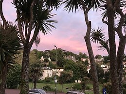 Harbour Heights Guest House