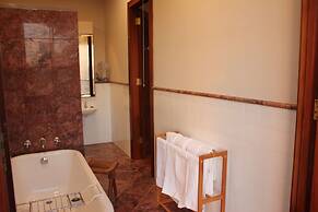 Yarrabandai Creek Homestead