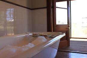 Yarrabandai Creek Homestead