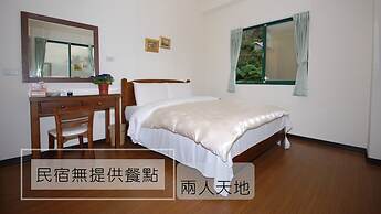 After Hill Greenhouse Resort