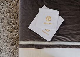 Dona Hotel