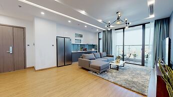 Luxury Apartment in Vinhomes Metropolis