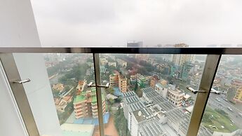 Luxury Apartment in Vinhomes Metropolis