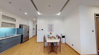 Luxury Apartment in Vinhomes Metropolis