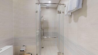 Luxury Apartment in Vinhomes Metropolis