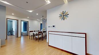 Luxury Apartment in Vinhomes Metropolis