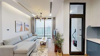 Luxury Apartment in Vinhomes Metropolis