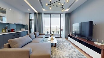 Luxury Apartment in Vinhomes Metropolis