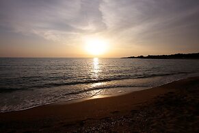 Hotel Lagouvardos Village