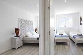 Vista Roses Mar - Villas Batik