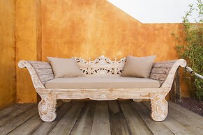 Vista Roses Mar - Villas Batik