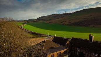 Tottington Manor