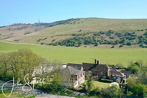 Tottington Manor