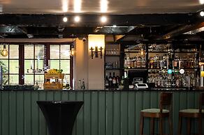 Tottington Manor