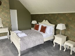 Tottington Manor