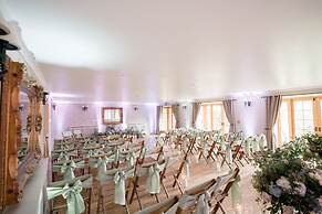 Tottington Manor