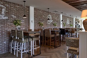 Hotel Heerhugo