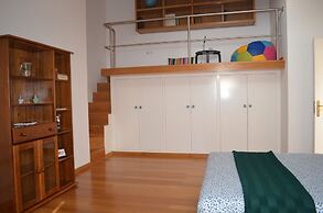 Cozy Studio at Carcavelos Beach