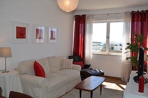 Cozy Apartment in Estoril