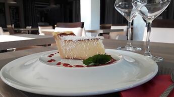 Logis Atoll Hotel