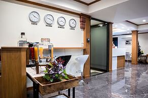 Suthep Home & Hostel