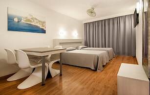 Apartamentos Sol y Vera