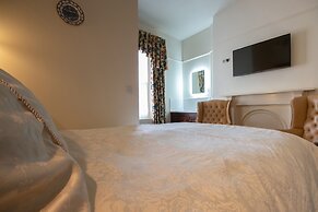 Roseleigh Guest House