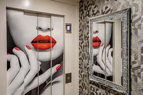 Villa Eiffel Mademoiselle