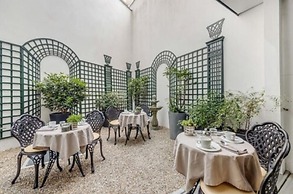 Villa Eiffel Mademoiselle