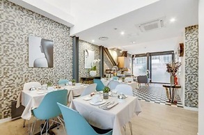 Villa Eiffel Mademoiselle