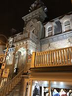 Le Château du Faubourg B&B