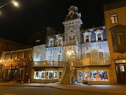 Le Château du Faubourg B&B